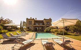 Villa de Luxe avec Piscine Privée et Golf